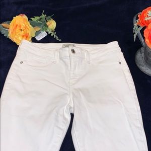 Abercrombie jeans for women size 26 or 2R.